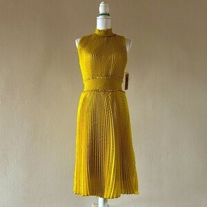 *NWT Nanette Lepore Accordion Pleated Dress Eve Green Size 8